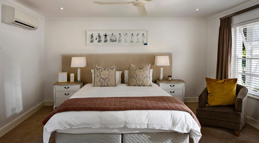 bedroom-5664221_1280